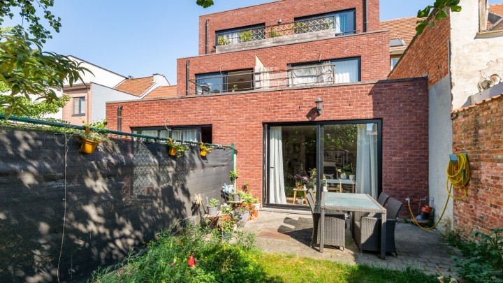 VB August Van de Wielelei 98 glv L Deurne-14.jpg