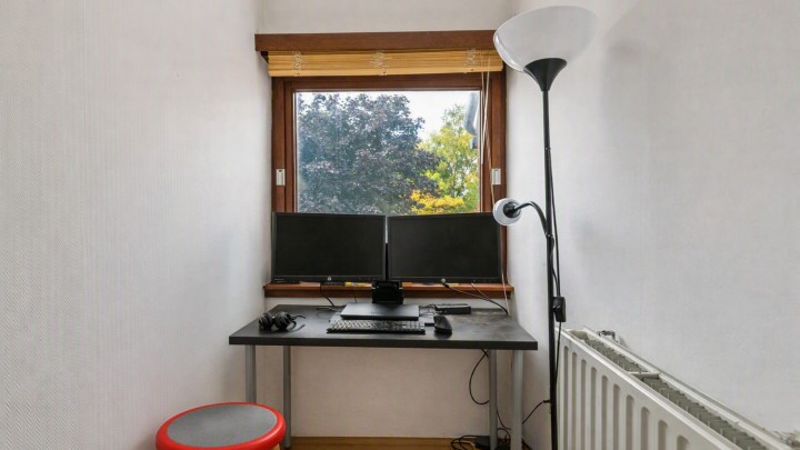 Bureau B.png